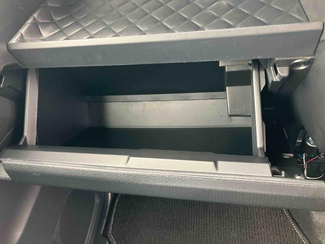 タントウエルカムシ−トカスタムＲＳスタイルセレクションまごころ保証　１年間・走行距離無制限付き（東京都）の中古車