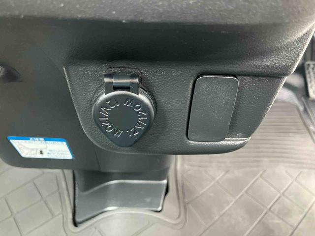 ハイゼットカーゴデラックスＳＡIII　４ＷＤ　前席パワーウインドウまごころ保証　１年間・走行距離無制限付き　リヤベンチシート　前席パワーウインドウ　キーレスエントリー　４ＷＤ　キーレスエントリー　アイドリングストップ　リヤソナーセンサー（東京都）の中古車