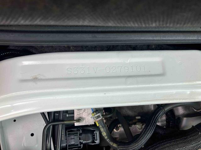 ハイゼットカーゴデラックスＳＡIII　４ＷＤ　前席パワーウインドウまごころ保証　１年間・走行距離無制限付き　リヤベンチシート　前席パワーウインドウ　キーレスエントリー　４ＷＤ　キーレスエントリー　アイドリングストップ　リヤソナーセンサー（東京都）の中古車