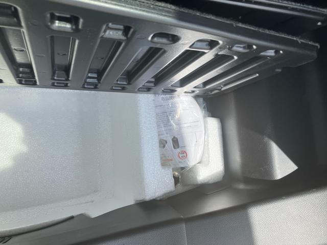 ワゴンＲスティングレーハイブリッドＸ　ナビゲーション　ＥＴＣ車載器まごころ保証　１年間・走行距離無制限付き　ナビゲーション　ＥＴＣ車載器　運転席シートヒーター　オートエアコン　キーフリーシステム（東京都）の中古車