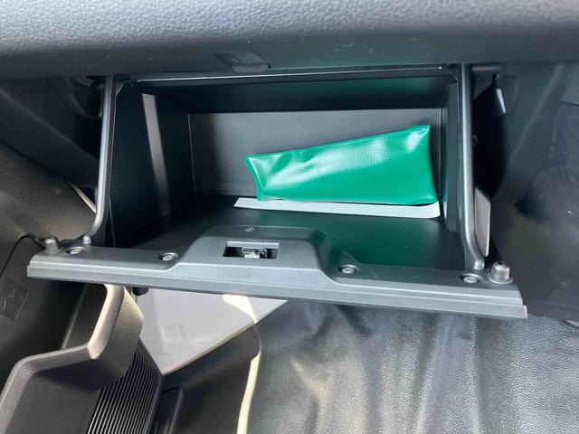 ハイゼットカーゴＤＸ　登録済み未使用車保証　新車保証・まごころ保証　１年間・走行距離無制限付き（東京都）の中古車