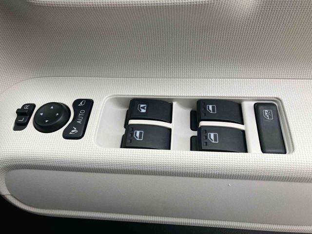 ムーヴキャンバスストライプスG CDステレオ装備保証 新車保証・まごころ保証 1年間・走行距離無制限付き(東京都)の中古車