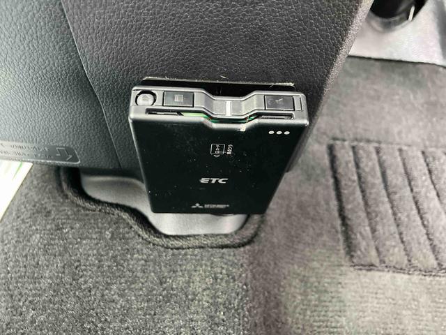 ハイゼットカーゴデラックス　ＥＴＣ車載器　キーレスエントリー保証　新車保証・まごころ保証　１年間・走行距離無制限付き　キーレスエントリー　ＥＴＣ車載器　ＡＭ／ＦＭラジオ　リヤベンチシート　前席パワーウインドウ　オートライト（東京都）の中古車