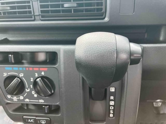 ハイゼットカーゴデラックス　ＥＴＣ車載器　キーレスエントリー保証　新車保証・まごころ保証　１年間・走行距離無制限付き　キーレスエントリー　ＥＴＣ車載器　ＡＭ／ＦＭラジオ　リヤベンチシート　前席パワーウインドウ　オートライト（東京都）の中古車