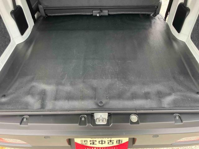 ハイゼットカーゴデラックス　ＥＴＣ車載器　キーレスエントリー保証　新車保証・まごころ保証　１年間・走行距離無制限付き　キーレスエントリー　ＥＴＣ車載器　ＡＭ／ＦＭラジオ　リヤベンチシート　前席パワーウインドウ　オートライト（東京都）の中古車