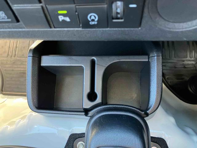 ハイゼットトラックスタンダード 4WD エアコン CVT オートライト保証 新車保証・まごころ保証 1年間・走行距離無制限付き マニュアルエアコン CVT車 4WD車 オートライト オートハイビーム オーバーヘッドシェルフ コーナーセンサー(東京都)の中古車