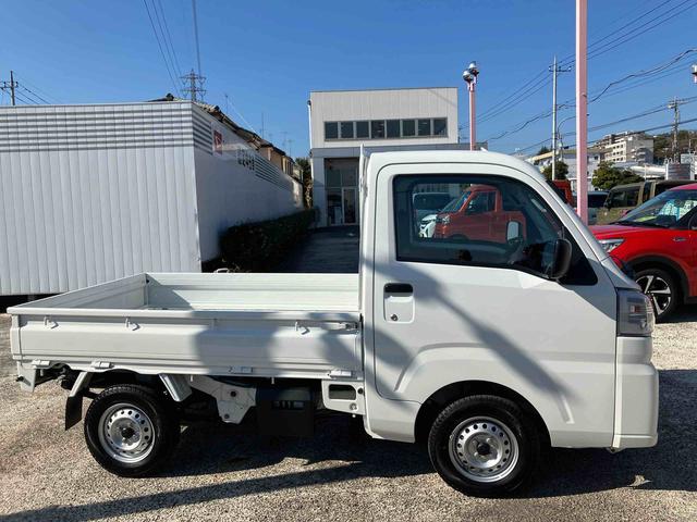 ハイゼットトラックスタンダード 4WD エアコン CVT オートライト保証 新車保証・まごころ保証 1年間・走行距離無制限付き マニュアルエアコン CVT車 4WD車 オートライト オートハイビーム オーバーヘッドシェルフ コーナーセンサー(東京都)の中古車