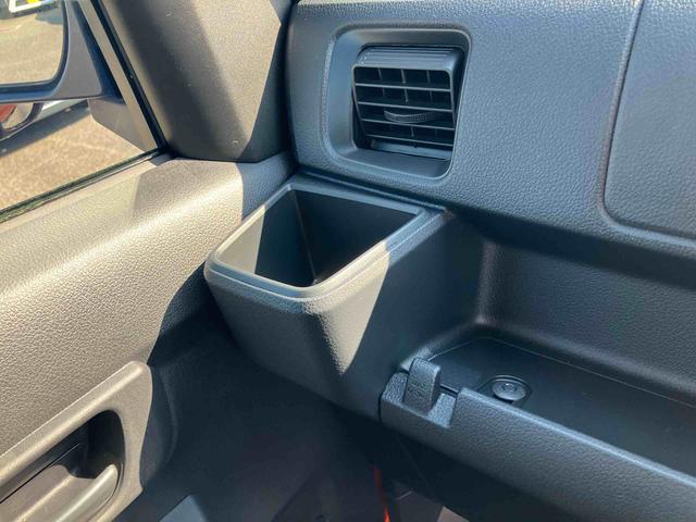 ハイゼットカーゴクルーズ 届け出済み未使用車保証 新車保証・まごころ保証 1年間・走行距離無制限付き(東京都)の中古車