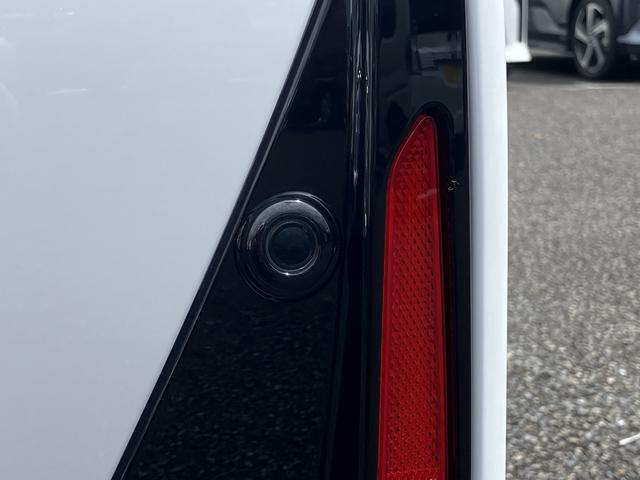 タントカスタムＲＳ　９インチディスプレイオーディオ装備保証　新車保証・まごころ保証　１年間・走行距離無制限付き・９インチディスプレイオーディオ装備・バックカメラ・ＬＥＤヘッドライト装備（東京都）の中古車