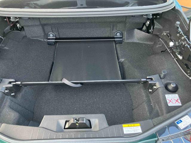 コペンセロ　届け出済み未使用車保証　新車保証・まごころ保証　１年間・走行距離無制限付き・届け出済み未使用車・ＬＥＤヘッドライト装備・シートヒーター装備（東京都）の中古車