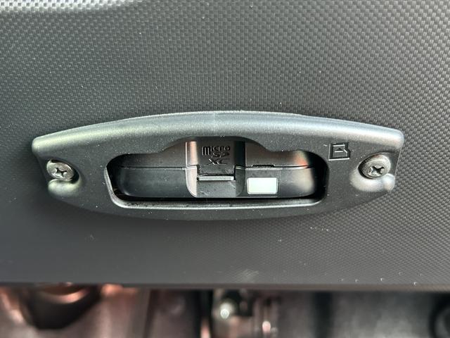 ロッキープレミアムＧ保証　新車保証・まごころ保証　１年間・走行距離無制限付き・９インチナビ・パノラマカメラ・ドラレコ・ＥＴＣ装備・ＬＥＤヘッドライト装備・ＬＥＤフォグランプ装備（東京都）の中古車
