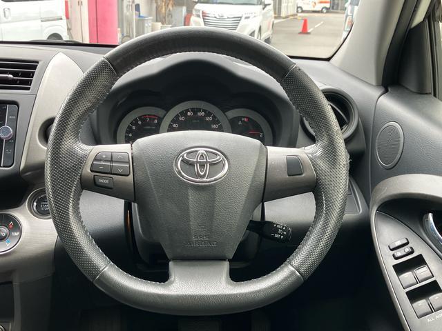 ＲＡＶ４スタイル　ナビ　キーフリー　ＥＴＣ　クルーズコントロール保証１年間距離無制限付き　ナビゲーション　ＥＴＣ車載器　パワーウインドウ　キーフリーシステム　オートエアコン　オートクルーズコントロール　電動格納ドアミラー（東京都）の中古車