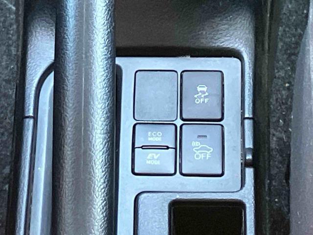 ヴィッツハイブリッドＦ　ナビゲーション　ＥＴＣ車載器　ドラレコまごころ保証　１年間・走行距離無制限付き　ナビゲーション　ＥＴＣ車載器　ドライブレコーダー　パワーウインドウ　ＬＥＤヘッドランプ　キーレスエントリー　運転席シートリフター（東京都）の中古車