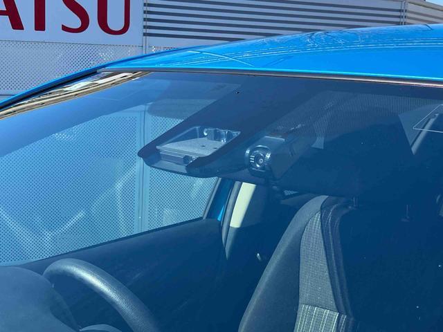 ヴィッツハイブリッドＦ　ナビゲーション　ＥＴＣ車載器　ドラレコまごころ保証　１年間・走行距離無制限付き　ナビゲーション　ＥＴＣ車載器　ドライブレコーダー　パワーウインドウ　ＬＥＤヘッドランプ　キーレスエントリー　運転席シートリフター（東京都）の中古車