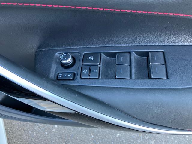 カローラスポーツＧ　Ｚ　ナビゲーション　バックカメラ　ＥＴＣ車載器保証１年間距離無制限付き　純正ナビゲーション　ＥＴＣ車載器　ドライブレコーダー　バックカメラ　シートヒーター　電動パーキングブレーキ　アダプティブクルーズコントロール　オートライト（東京都）の中古車