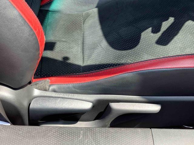 ８６ＧＴリミテッド　バックカメラ　ＬＥＤヘッドランプまごころ保証　１年間・走行距離無制限付き　キーフリーシステム　ＬＥＤヘッドランプ　バックカメラ　オートクルーズコントロール　電動格納ドアミラー　シートヒーター　オートエアコン（東京都）の中古車