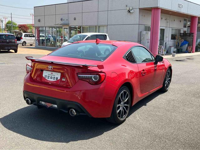 ８６ＧＴリミテッド　バックカメラ　ＬＥＤヘッドランプまごころ保証　１年間・走行距離無制限付き　キーフリーシステム　ＬＥＤヘッドランプ　バックカメラ　オートクルーズコントロール　電動格納ドアミラー　シートヒーター　オートエアコン（東京都）の中古車