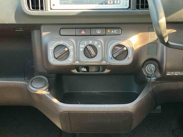 パッソＸ　クツロギ　ナビゲーション　ＥＴＣ車載器まごころ保証　１年間・走行距離無制限付き　ナビゲーション　ＥＴＣ車載器　ドライブレコーダー　パワーウインドウ　電動格納ドアミラー　キーフリーシステム　エアコン（東京都）の中古車