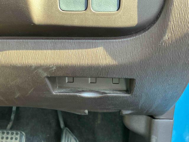 パッソＸ　クツロギ　ナビゲーション　ＥＴＣ車載器まごころ保証　１年間・走行距離無制限付き　ナビゲーション　ＥＴＣ車載器　ドライブレコーダー　パワーウインドウ　電動格納ドアミラー　キーフリーシステム　エアコン（東京都）の中古車