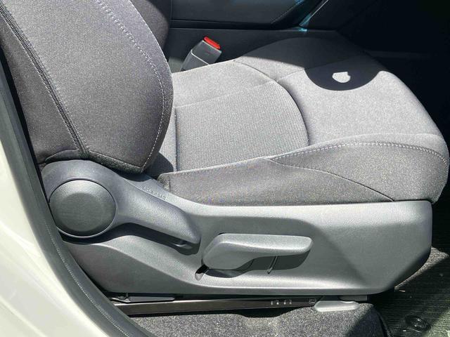ハリアーＳ　ナビゲーション　ＥＴＣ車載器　クルーズコントロールまごころ保証　１年間・走行距離無制限付き　ナビゲーション　ＥＴＣ車載器　アダプティブクルーズコントロール　ＬＥＤヘッドランプ　電動パーキングブレーキ　デジタルインナーミラー　キーフリーシステム（東京都）の中古車