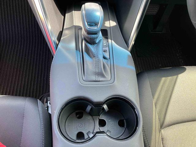 ハリアーＳ　ナビゲーション　ＥＴＣ車載器　クルーズコントロールまごころ保証　１年間・走行距離無制限付き　ナビゲーション　ＥＴＣ車載器　アダプティブクルーズコントロール　ＬＥＤヘッドランプ　電動パーキングブレーキ　デジタルインナーミラー　キーフリーシステム（東京都）の中古車