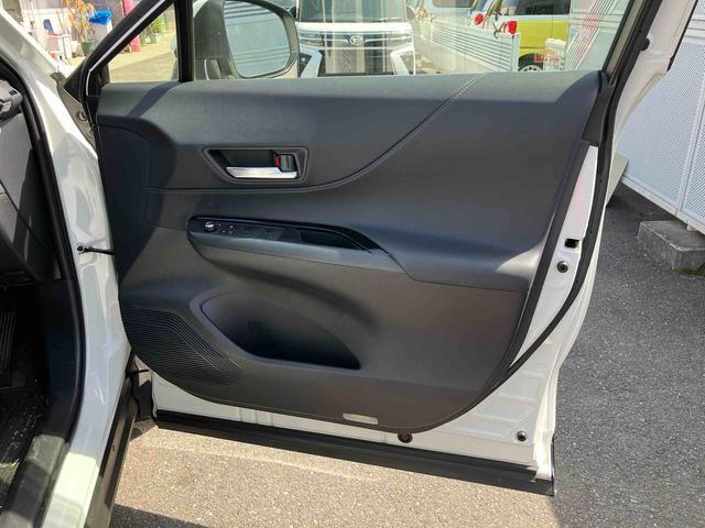 ハリアーＳ　ナビゲーション　ＥＴＣ車載器　クルーズコントロールまごころ保証　１年間・走行距離無制限付き　ナビゲーション　ＥＴＣ車載器　アダプティブクルーズコントロール　ＬＥＤヘッドランプ　電動パーキングブレーキ　デジタルインナーミラー　キーフリーシステム（東京都）の中古車