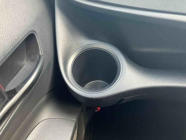 シエンタＸ　ナビゲーション　ＥＴＣ車載器　片側電動スライドドア保証１年間距離無制限付き　ナビゲーション　ＥＴＣ車載器　バックカメラ　キーフリーシステム　ＬＥＤヘッドランプ　パワーウインドウ　電動格納ドアミラー（東京都）の中古車
