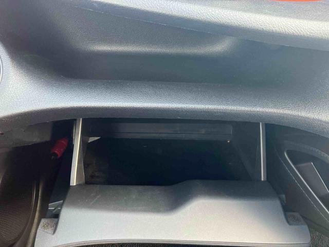 シエンタＸ　ナビゲーション　ＥＴＣ車載器　片側電動スライドドア保証１年間距離無制限付き　ナビゲーション　ＥＴＣ車載器　バックカメラ　キーフリーシステム　ＬＥＤヘッドランプ　パワーウインドウ　電動格納ドアミラー（東京都）の中古車