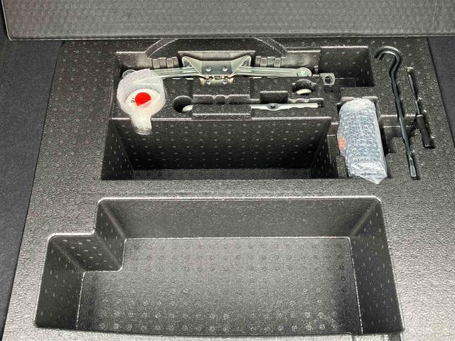 ヴェゼルＳ　ナビゲーション　キーフリーシステム　アルミホイール保証１年間距離無制限付き　ナビゲーション　オートエアコン　ルーフレール　キーフリーシステム　アルミホイール　電動格納ドアミラー　オートクルーズコントロール（東京都）の中古車