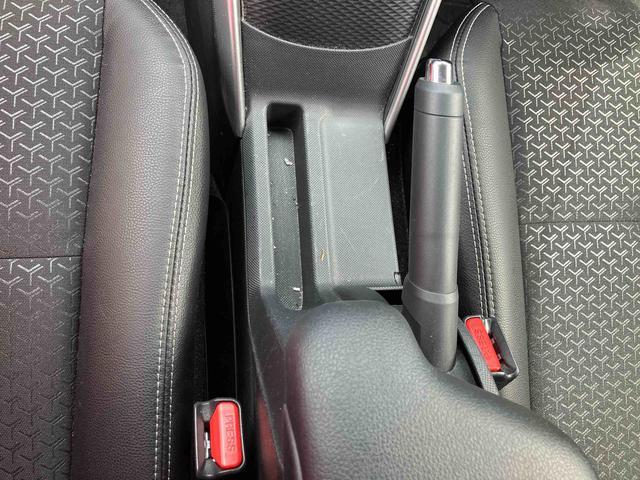 ロッキープレミアム　７インチナビ　クルーズコントロール　キーフリー保証１年間距離無制限付き　電動パーキングブレーキ　ＬＥＤヘッドランプ　ＬＥＤフォグランプ　前席シートヒーター　ＵＳＢ電源ソケット　オートライト　アダプティブクルーズコントロール　コーナーセンサー（東京都）の中古車