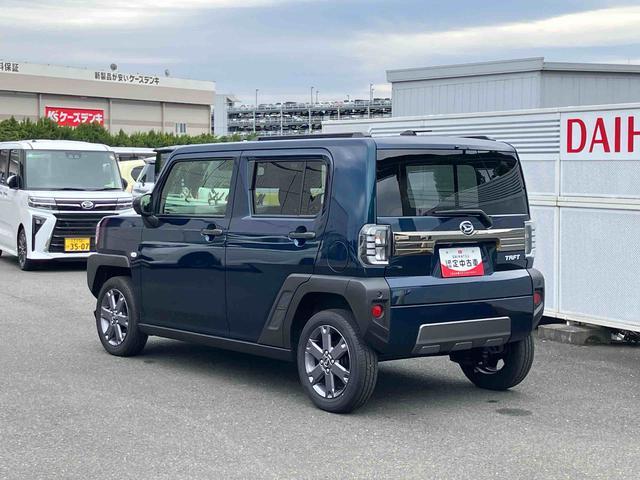 タフトＧターボ　ダーククロムベンチャー　クルーズコントロール保証１年間距離無制限付き　ＬＥＤヘッドランプ　ＬＥＤフォグランプ　１５インチアルミホイール　オート格納ドアミラー　キーフリーシステム　電動パーキングブレーキ　オートライト　前席シートヒーター（東京都）の中古車