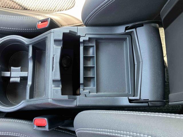 フォレスタープレミアム　ナビゲーション　ＥＴＣ車載器　キーフリーシステム保証１年間距離無制限付き　ナビゲーション　ＥＴＣ車載器　キーフリーシステム　シートリフター　シートヒーター　ＬＥＤヘッドランプ　ドライブレコーダー　全方位カメラ（東京都）の中古車