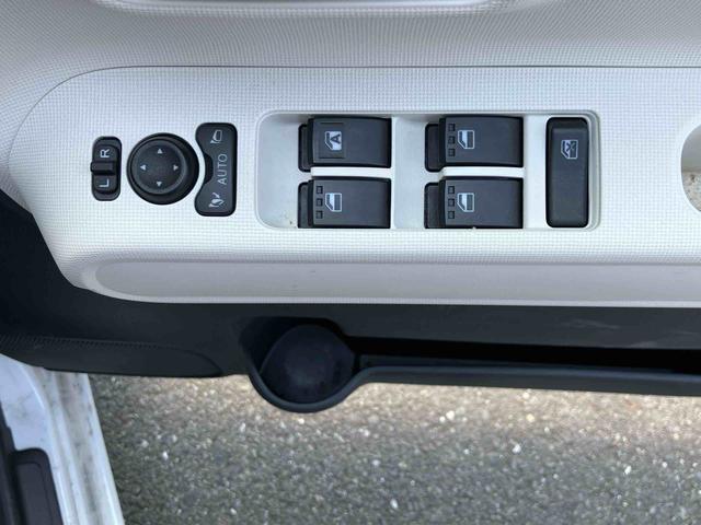 ムーヴキャンバスストライプスＧターボ　純正ナビ　ＥＴＣ　ドライブレコーダー保証１年間距離無制限付き　ＵＳＢ電源ソケット　ドライブレコーダー　ＥＴＣ　バックカメラ　純正ナビゲーション　キーフリーシステム　アルミホイール　Ｂｌｕｅｔｏｏｔｈ接続　オート格納ドアミラー（東京都）の中古車