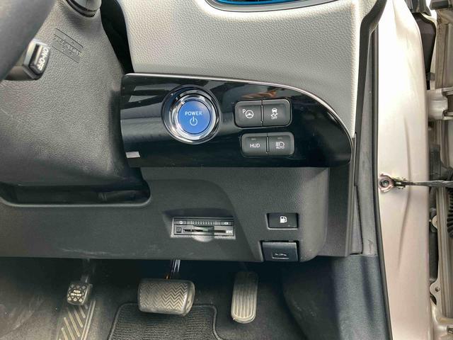 プリウスＡ　ナビゲーション　ＥＴＣ車載器　バックカメラまごころ保証　１年間・走行距離無制限付き　ナビゲーション　ＥＴＣ車載器　バックカメラ　オートライト　運転席シートリフター　ＬＥＤヘッドランプ　Ｂｌｕｅｔｏｏｔｈ接続　ＵＳＢ電源ソケット（東京都）の中古車