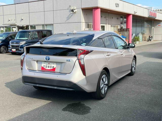 プリウスＡ　ナビゲーション　ＥＴＣ車載器　バックカメラまごころ保証　１年間・走行距離無制限付き　ナビゲーション　ＥＴＣ車載器　バックカメラ　オートライト　運転席シートリフター　ＬＥＤヘッドランプ　Ｂｌｕｅｔｏｏｔｈ接続　ＵＳＢ電源ソケット（東京都）の中古車