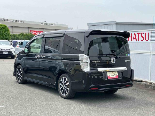 ステップワゴンスパーダＺ　クールスピリット　ナビ　ＥＴＣ車載器　ドライブレコーダー保証１年間距離無制限付き　ナビゲーション　バックカメラ　ＥＴＣ車載器　ドライブレコーダー　後席モニター　運転席シートリフター　オートエアコン　両側電動スライドドア（東京都）の中古車
