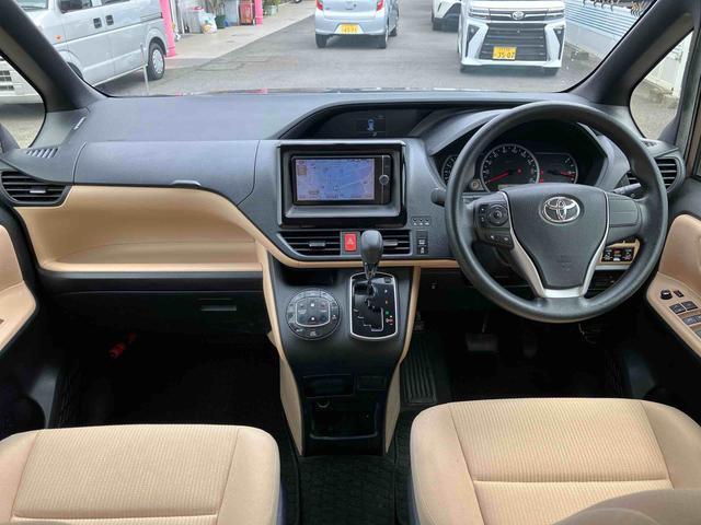 ノアＸ　ナビゲーション　ＥＴＣ車載器　ドライブレコーダー保証１年間距離無制限付き　ナビゲーション　ＥＴＣ車載器　ドライブレコーダー　バックカメラ　運転席シートリフター　両側電動スライドドア　キーフリーシステム（東京都）の中古車