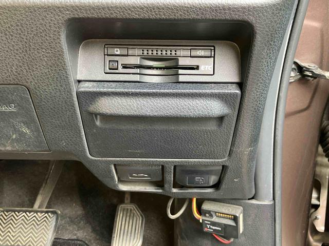 ノアＸ　ナビゲーション　ＥＴＣ車載器　ドライブレコーダー保証１年間距離無制限付き　ナビゲーション　ＥＴＣ車載器　ドライブレコーダー　バックカメラ　運転席シートリフター　両側電動スライドドア　キーフリーシステム（東京都）の中古車