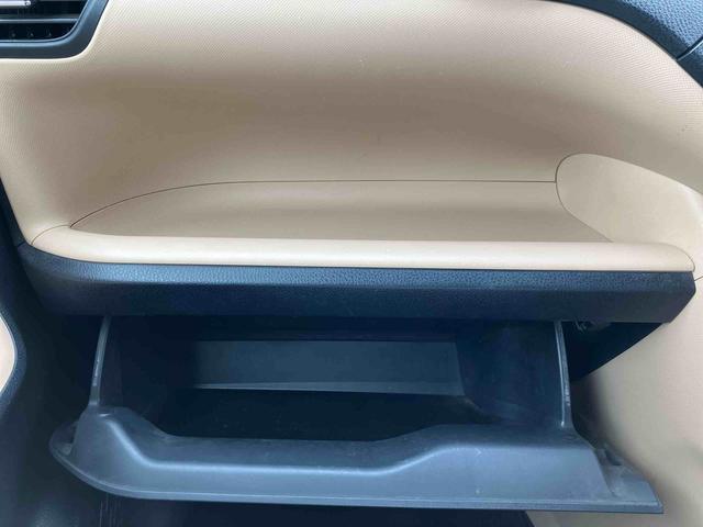 ノアＸ　ナビゲーション　ＥＴＣ車載器　ドライブレコーダー保証１年間距離無制限付き　ナビゲーション　ＥＴＣ車載器　ドライブレコーダー　バックカメラ　運転席シートリフター　両側電動スライドドア　キーフリーシステム（東京都）の中古車