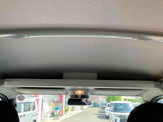 ハイゼットカーゴデラックス　電動格納ドアミラー　パワーウインドウ保証１年間距離無制限付き　電動格納ドアミラー　キーレスエントリー　オーバーヘッドシェルフ　エアコン　前席パワーウインドウ　リヤベンチシート（東京都）の中古車
