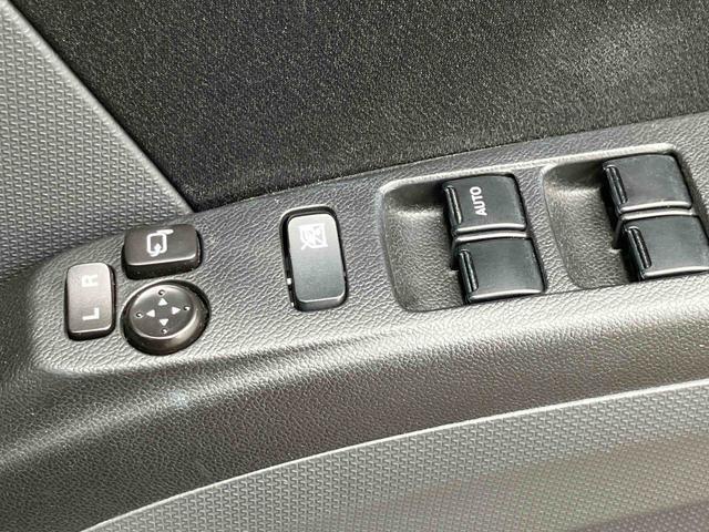 デリカＤ：２Ｓ　ナビゲーション　ＥＴＣ車載器　電動格納ドアミラー保証１年間距離無制限付き　電動格納ドアミラー　ナビゲーション　ＥＴＣ車載器　オートエアコン　オートライト　両側電動スライドドア　オートクルーズコントロール　キーフリーシステム（東京都）の中古車