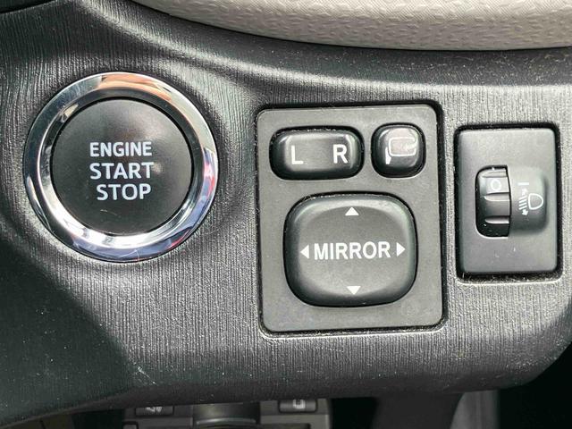 ヴィッツＦ　ナビゲーション　ＥＴＣ車載器　電動格納ドアミラー保証１年間距離無制限付き　ナビゲーション　ＥＴＣ車載器　運転席シートリフター　電動格納ドアミラー　パワーウインドウ　キーフリーシステム（東京都）の中古車