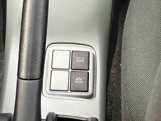 アクアＳ　ナビゲーション　ＥＴＣ車載器　ドライブレコーダー保証１年間距離無制限付き　ナビゲーション　バックカメラ　ＥＴＣ車載器　ドライブレコーダー　Ｂｌｕｅｔｏｏｔｈ接続　キーレスエントリー（東京都）の中古車
