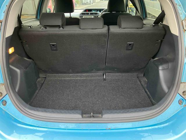 アクアＳ　ナビゲーション　ＥＴＣ車載器　ドライブレコーダー保証１年間距離無制限付き　ナビゲーション　バックカメラ　ＥＴＣ車載器　ドライブレコーダー　Ｂｌｕｅｔｏｏｔｈ接続　キーレスエントリー（東京都）の中古車