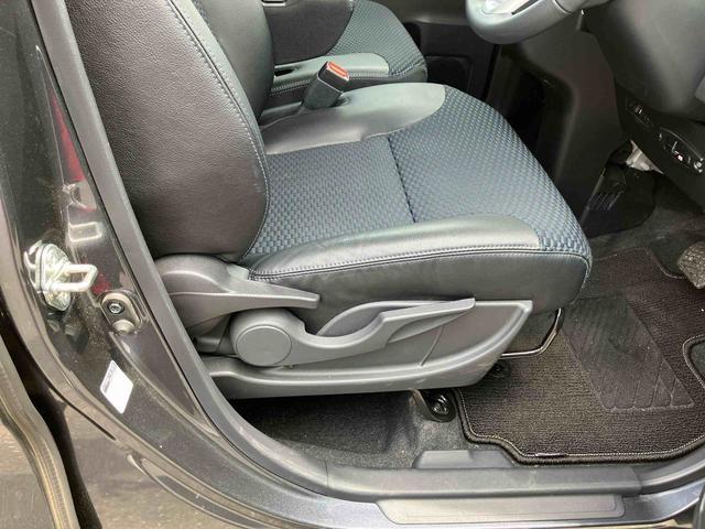 タントカスタムＲＳ　純正ナビ　ＥＴＣ車載器　ドライブレコーダー保証１年間距離無制限付き　純正ナビゲーション　ＥＴＣ車載器　ドライブレコーダー　ＵＳＢ電源ソケット　Ｂｌｕｅｔｏｏｔｈ接続　パノラマモニター　運転席シートリフター　キーフリーシステム　シートヒーター（東京都）の中古車
