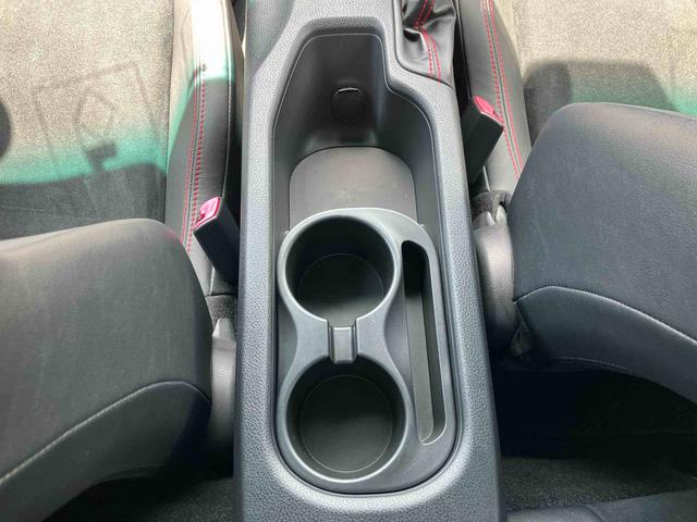 ８６ＧＴリミテッド　純正ナビ　ＥＴＣ車載器　キーフリーまごころ保証　１年間・走行距離無制限付き　純正ナビ　ＥＴＣ車載器　キーフリーシステム　シートヒーター　オートライト　オートクルーズコントロール　運転席シートリフター（東京都）の中古車