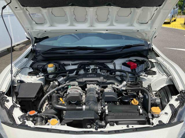 ８６ＧＴリミテッド　純正ナビ　ＥＴＣ車載器　キーフリーまごころ保証　１年間・走行距離無制限付き　純正ナビ　ＥＴＣ車載器　キーフリーシステム　シートヒーター　オートライト　オートクルーズコントロール　運転席シートリフター（東京都）の中古車