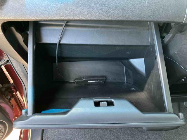 Ｎ−ＢＯＸカスタムＧ　ＳＳパッケージ　ナビゲーション　電動スライドドア保証１年間距離無制限付き　両側電動スライドドア　ナビゲーション　両側電動スライドドア　オートライト　前席シートヒーター　ＨＩＤヘッドライト　サイドエアバッグ（東京都）の中古車
