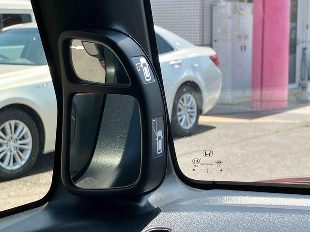 Ｎ−ＢＯＸカスタムＧ　ＳＳパッケージ　ナビゲーション　電動スライドドア保証１年間距離無制限付き　両側電動スライドドア　ナビゲーション　両側電動スライドドア　オートライト　前席シートヒーター　ＨＩＤヘッドライト　サイドエアバッグ（東京都）の中古車