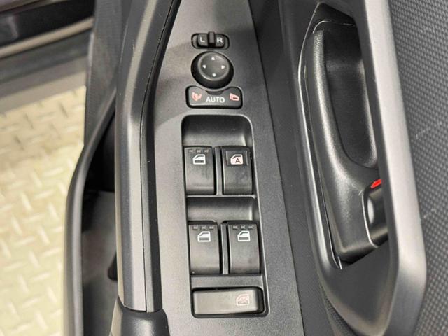 ロッキーＬ　純正ナビ　ＥＴＣ車載器　ドライレコーダー　バックカメラ保証　新車保証・まごころ保証　１年間・走行距離無制限付き　純正ナビ　ＥＴＣ車載器　ドライレコーダー　バックカメラ　キーフリーシステム　オートエアコン　オートライト（東京都）の中古車